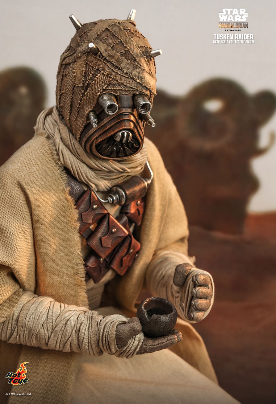 Star Wars: Tusken Raider - Sixth Scale Figure By Hot Toys